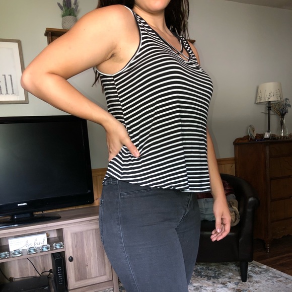 Women’s striped tank top - Picture 3 of 6